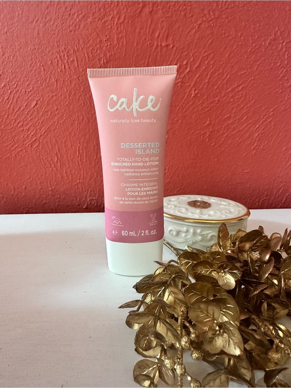 Cake Desserted Island Hand Lotion in Pink and White